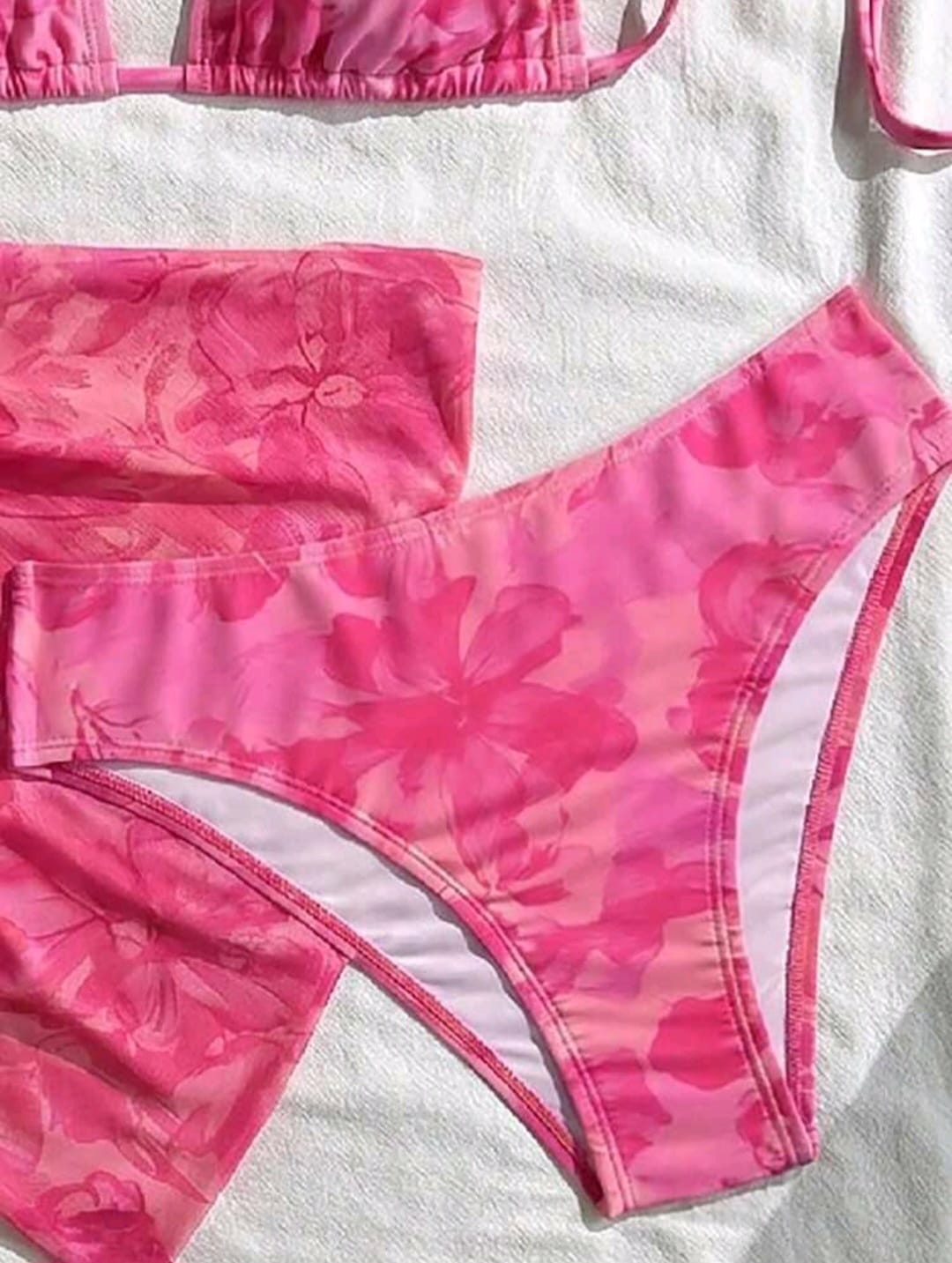 Trendy 3 Pieces Pink Swimsuit