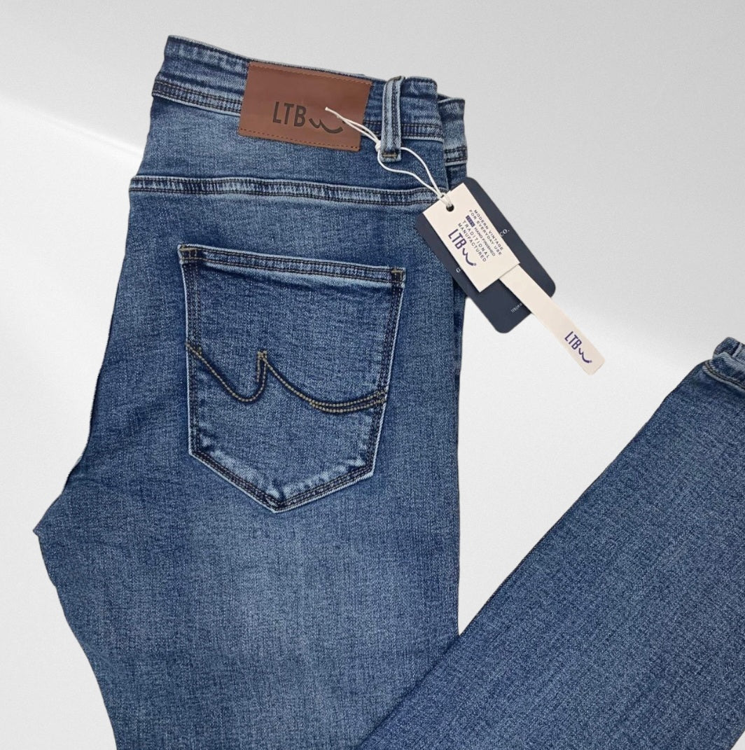 Blue Jeans - Slim Fit