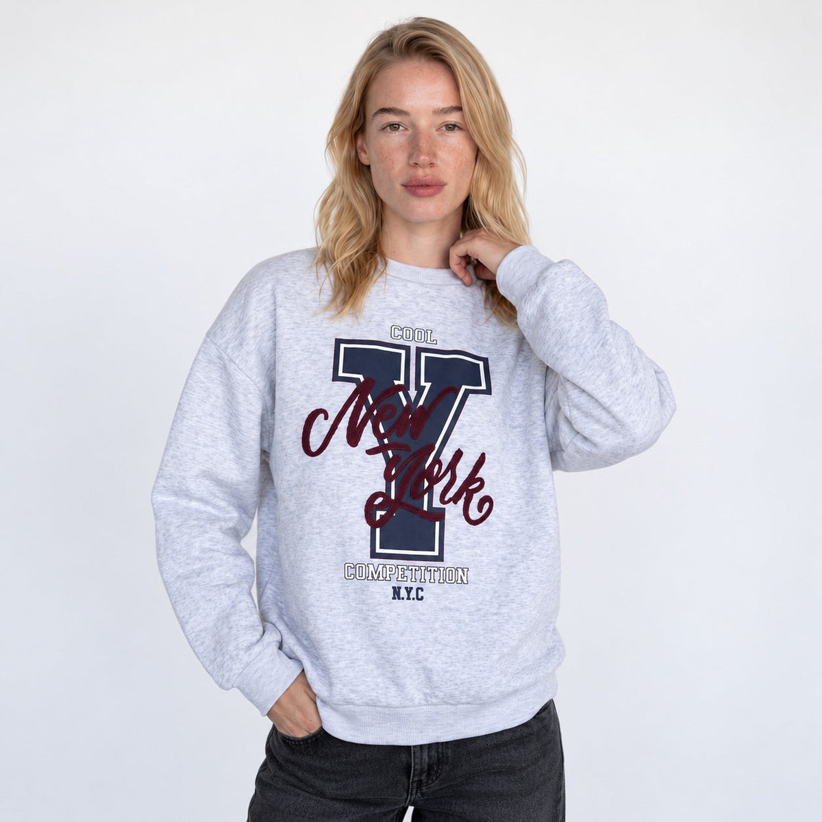 Sweatshirts & Hoodies