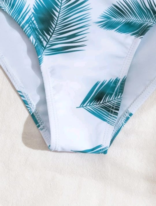 Trendy 2 pieces Swimwear - leaf print