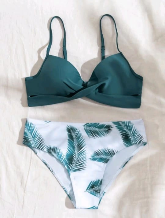 Trendy 2 pieces Swimwear - leaf print