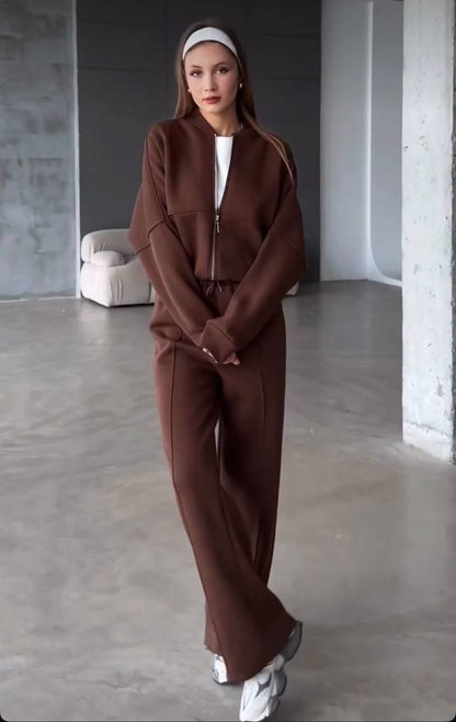 Trendy Sweatsuit - Fleeced inside