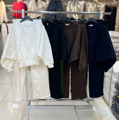 Trendy Sweatsuit - Fleeced inside