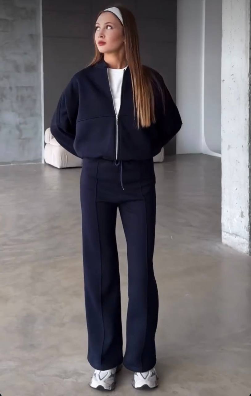 Trendy Sweatsuit - Fleeced inside