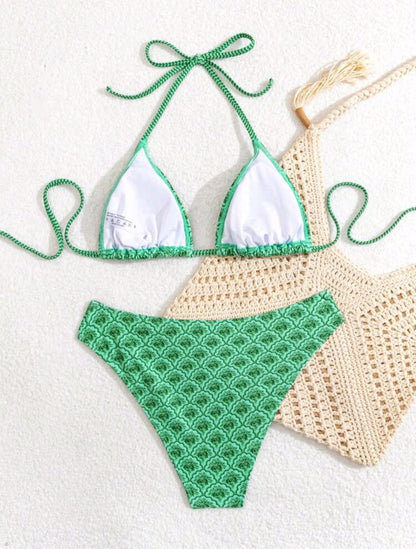 Trendy 2 Pieces Triangle Low Waisted Swimsuit