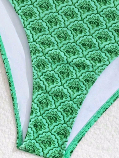 Trendy 2 Pieces Triangle Low Waisted Swimsuit