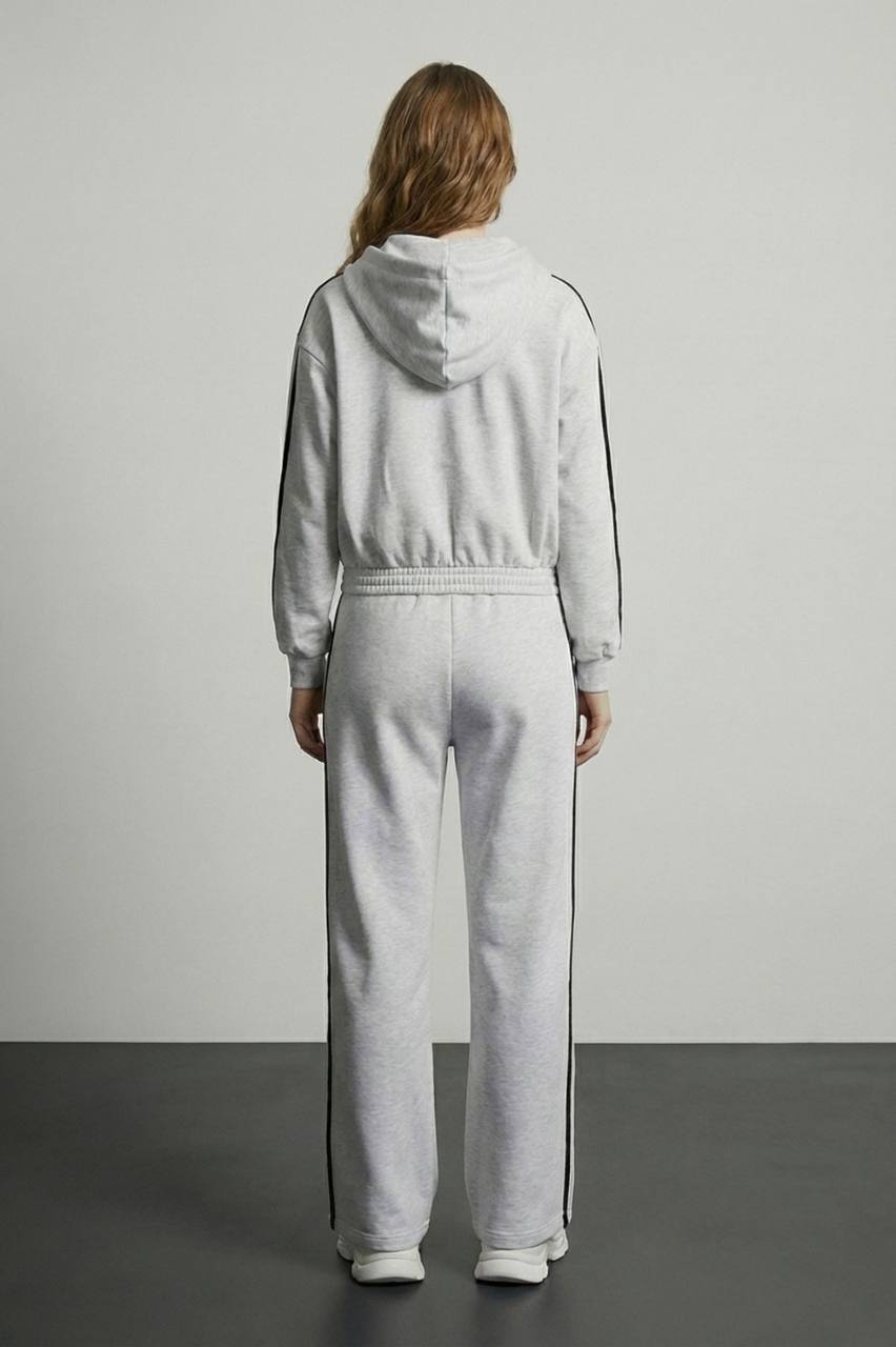 Trendy Sweatsuit