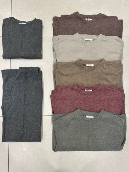 Trendy Sweatsuit - Comfy
