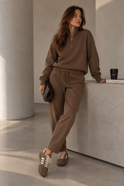 Trendy Sweatsuit - Half Zipper