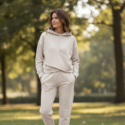 Trendy Sweatsuit - Pants with Crop Hoodie