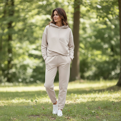 Trendy Sweatsuit - Pants with Crop Hoodie