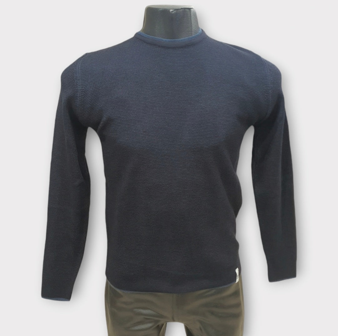 Trendy sweater - round neck