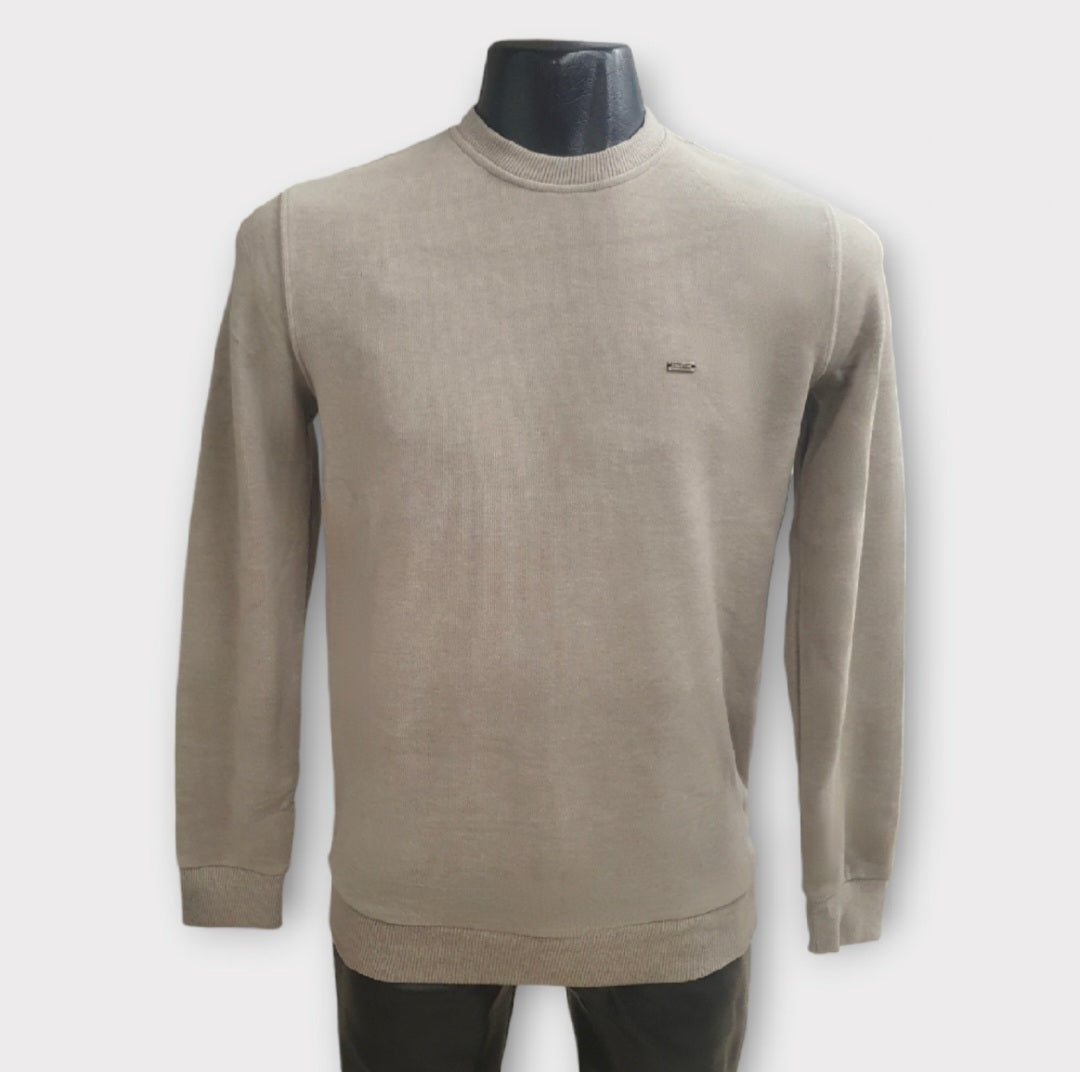 Round Neck Sweater