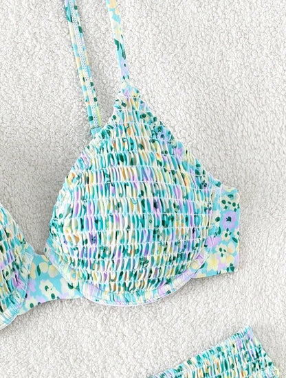 Trendy 2 Pieces Floral Bikini