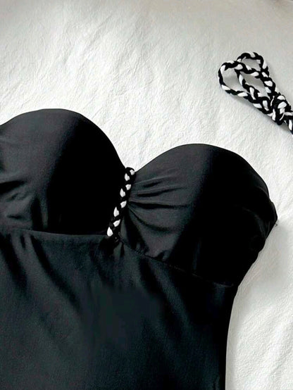 Trendy One Piece Strapless Black Swimsuit