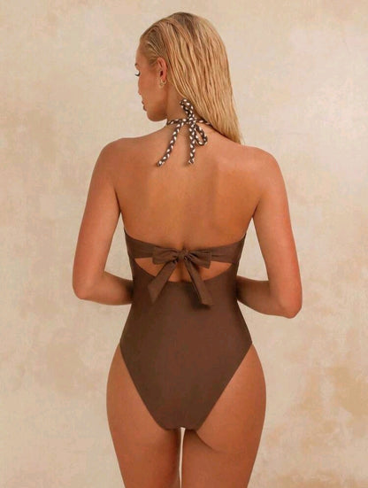 Trendy One Piece Strapless Swimsuit