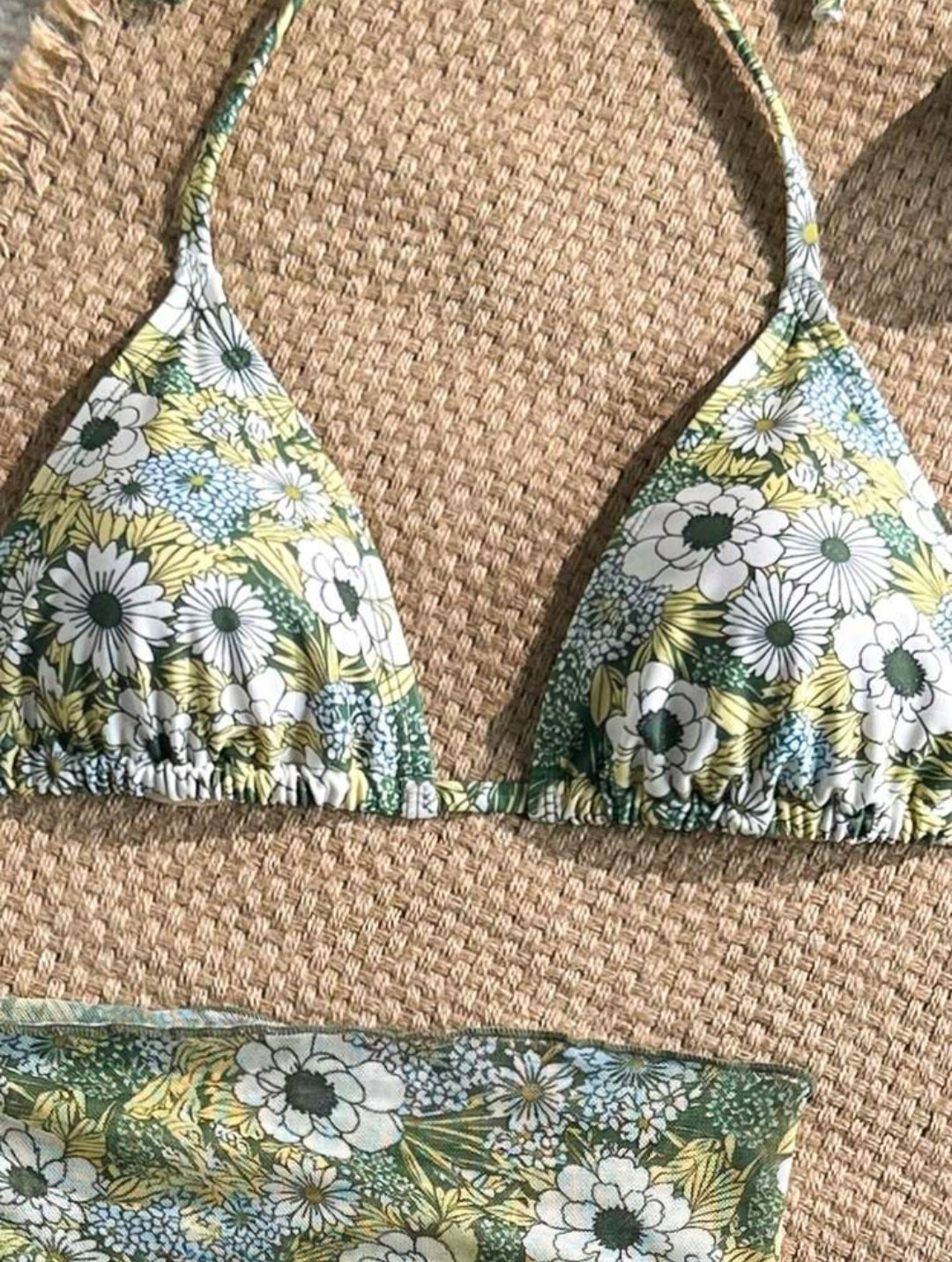 Trendy 3 Pieces Triangle Floral Green Swimwear