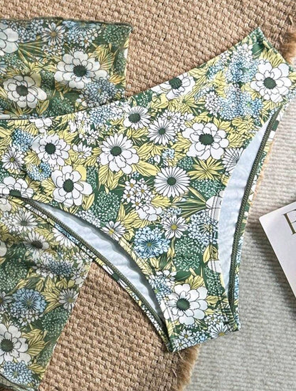 Trendy 3 Pieces Triangle Floral Green Swimwear