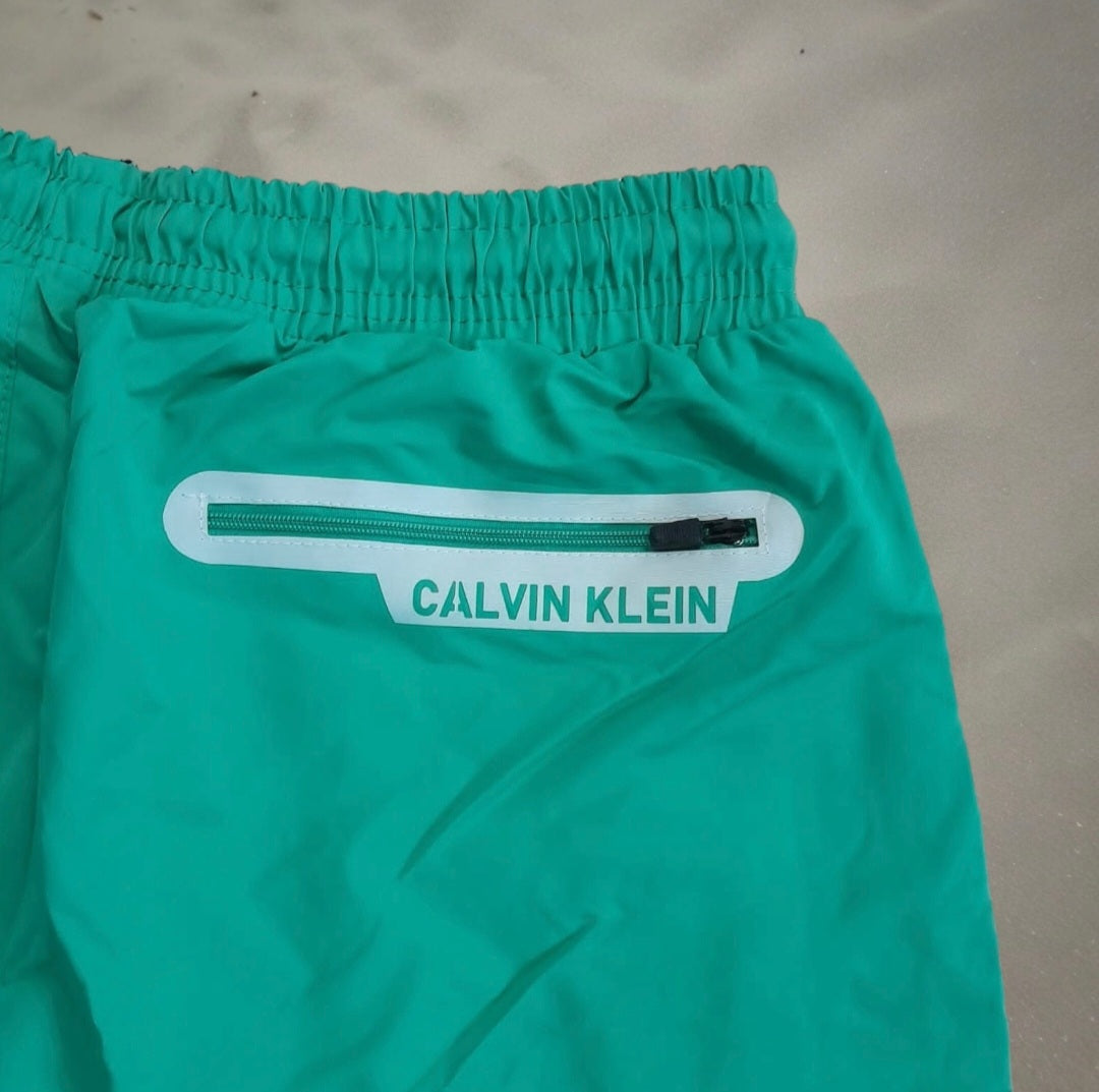 Swim trunks new