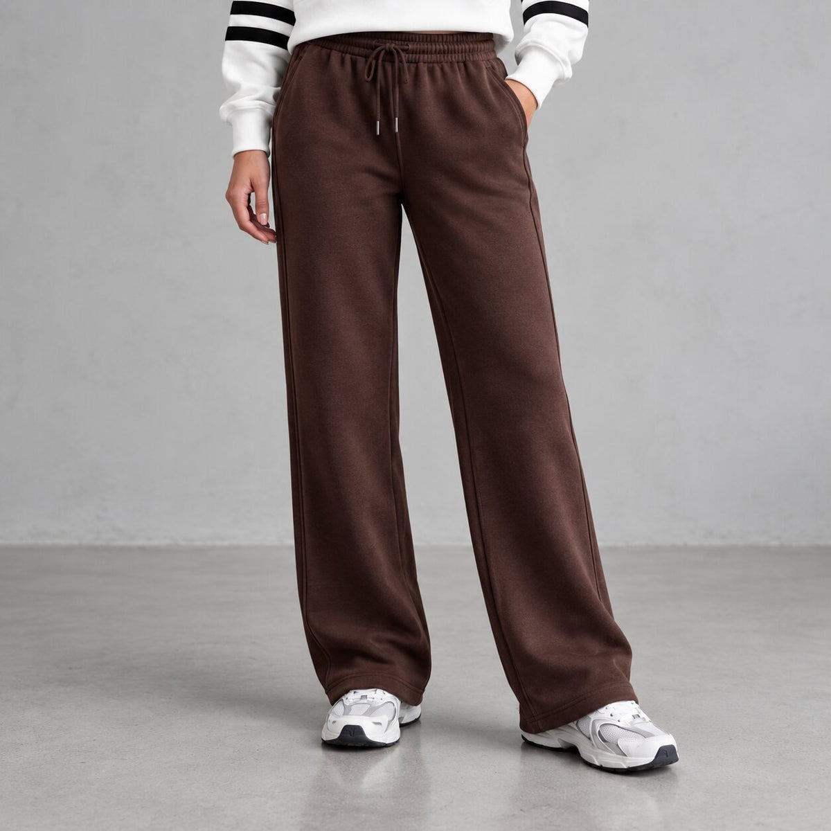 Essential Wide-Leg Sweatpants