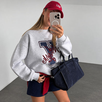 Trendy Embroidered Sweatshirt - Fleece Inside