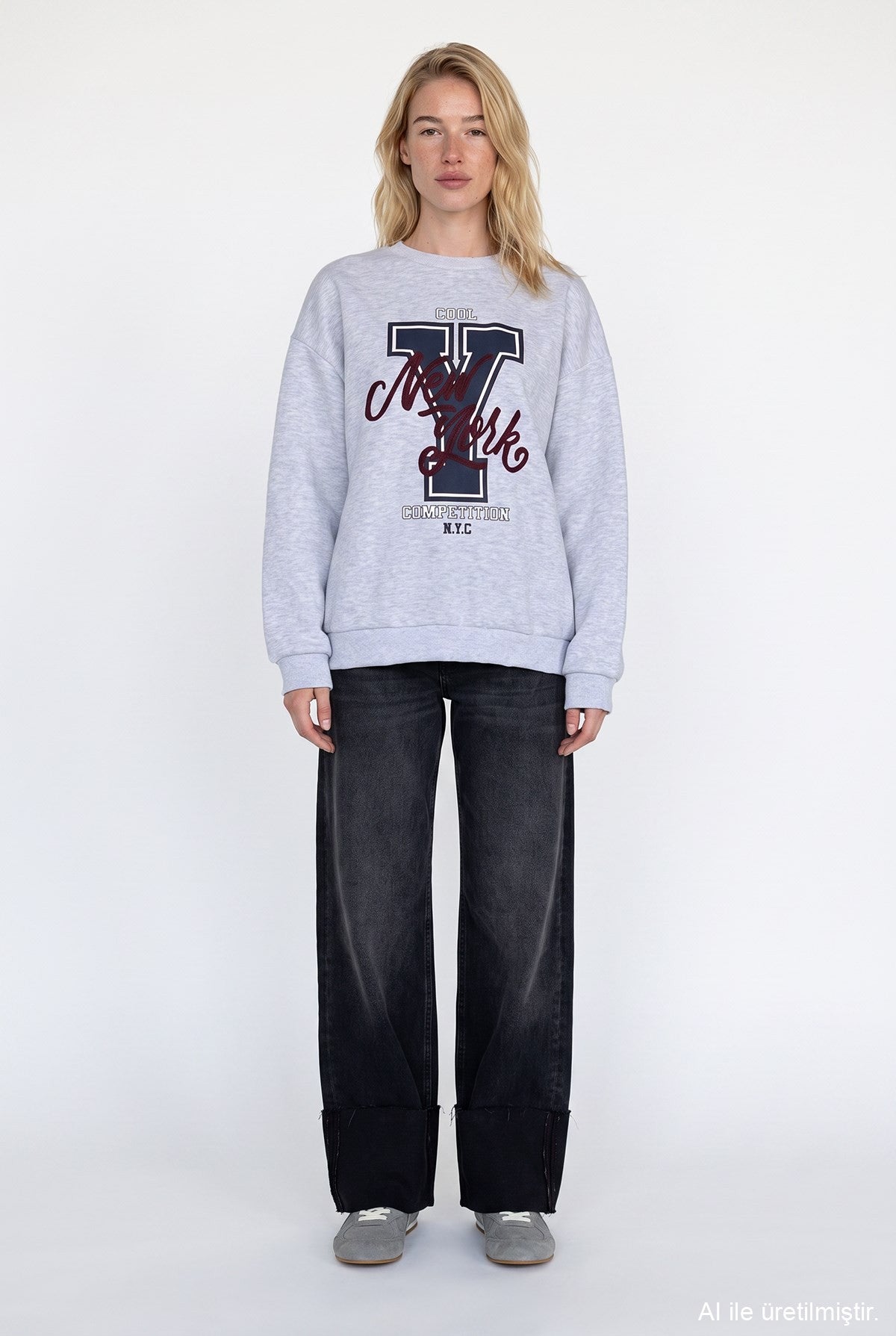 Trendy Embroidered Sweatshirt - Fleece Inside