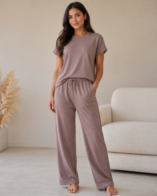 Trendy Set - Soft Cotton Piqué - Round Neck T-Shirt + Pants