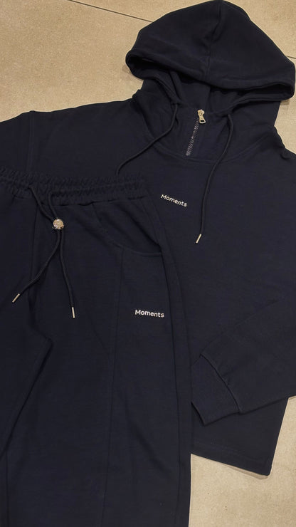 Trendy Sweatsuit - Half Zipper