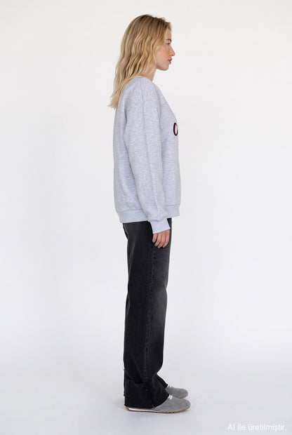 Trendy Embroidered Sweatshirt - Fleece Inside