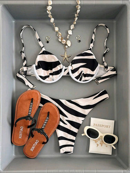 Trendy 2 Pieces Black&White Swimsuit