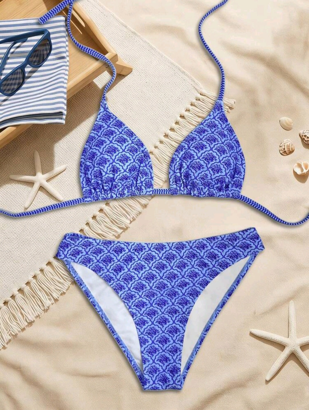 2 Pieces Triangle Low Waisted Blue Swimsuit